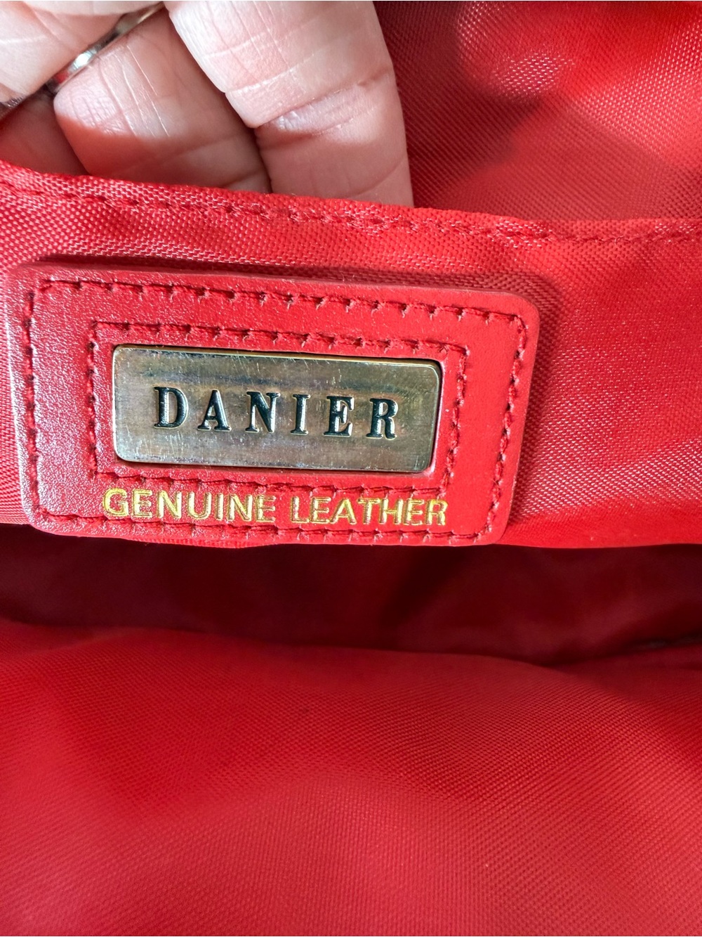 DANIER Vintage Red Leather Kisslock Shoulder Bag Purse Filagree Pattern - Picture 12 of 16